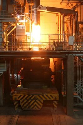 Large Capacity Scrap Operation Electric Arc Furnace Electric Aluminum Furnace