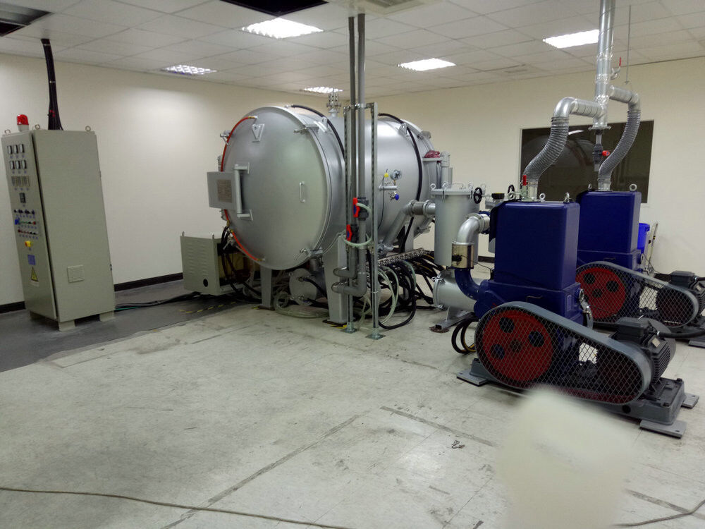 Double Layer Vacuum Arc Melting Furnace For Stainless Copper Melting Durable