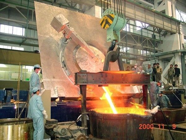 1T 800KW Large Industrial Melting Furnace For Copper Cast Iron Brass Melting