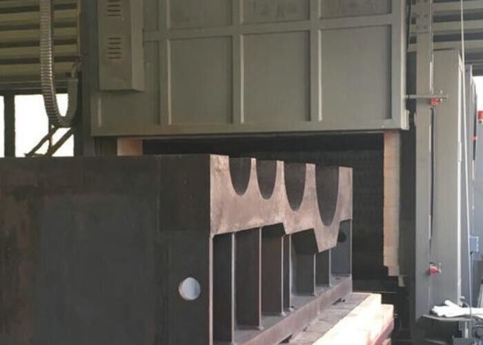 Energy Saving Industrial Heat Treatment Furnaces Automatic Temperature Control